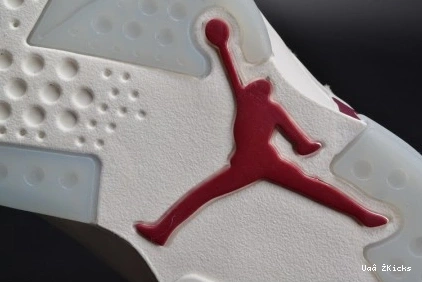 650 Comfortable 6 Jordan 384664-116 Maroon Retro 0822